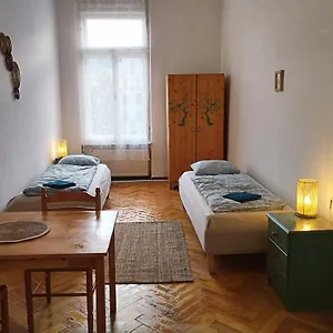 zkontrolujte dostupnost